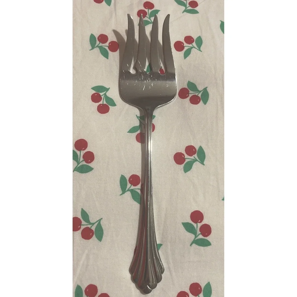 Vintage Oneida BANCROFT‎ 18/8 Stainless Flatware Silverware Serving Meat Fork